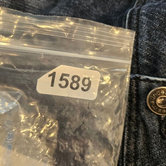 Maurices Straight Womens 24 Reg Plus Size Dark Wash Jeans Whiskered Denims - Picture 12 of 13